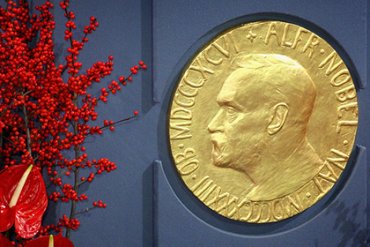 Нобелевскую премию по физике присудили за исследование тайн Вселенной
