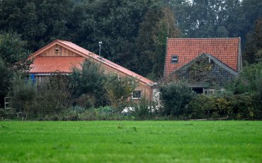 В Нидерландах нашли семью, которая более девяти лет не покидала маленькую комнату в фермерском доме