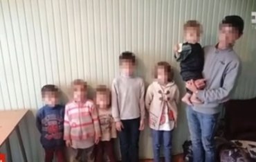 Двое суток шестеро детей были брошены на улице в Одессе