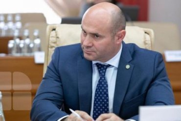 Министр внутренних дел Молдовы второй раз заразился коронавирусом