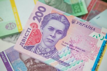 Гривна попала в топ-10 самых прибыльных валют мира