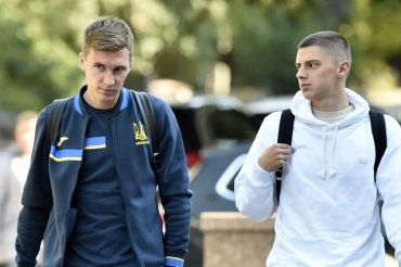 Футболисты сборной Украины приехали на октябрьский сбор