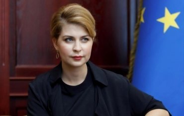 Вице-премьер Стефанишина сознательно врет президенту: интригующие подробности