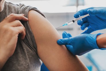 В МОЗ назвали новые профессии для обязательной вакцинации