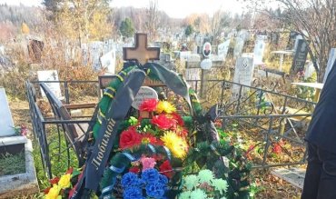 Перепутали могилы: в России умершую женщину похоронили дважды