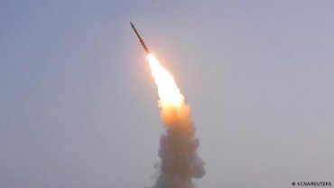 КНДР выпустила ракеты в сторону Японии