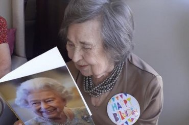 Пережила две мировые войны и две пандемии: 105-летняя британка раскрыла секрет своего долголетия