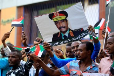 Военный переворот в Судане: арестован премьер и несколько министров