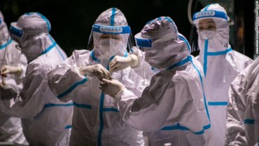В Китае новая вспышка коронавируса: провинции закрывают на карантин