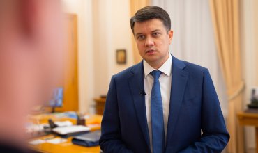 Разумков пообещал продолжение скандала с офшорами Зеленского