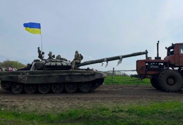 Половина украинских танков сейчас - трофейные