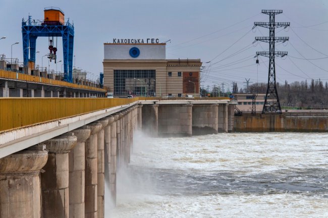 На Каховской ГЭС идет сброс воды: Сальдо снова заявил о планируемом подрыве плотины