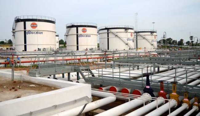 Індія відмовиляється від російської нафти: закупівлі припинили два найбільші НПЗ