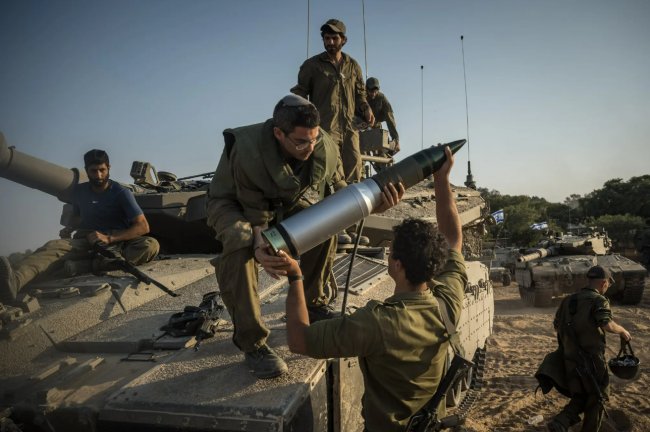 Израиль перенес вторжение в Газу из-за погоды