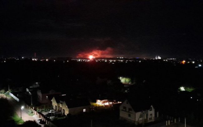 Вночі в Севастополі пролунали вибухи: окупанти заявили про підводну атаку