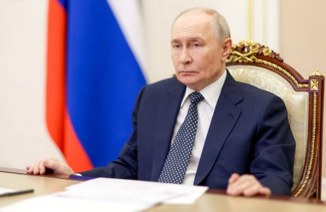 Путін не піде на переговори без решти Донбасу — Reuters