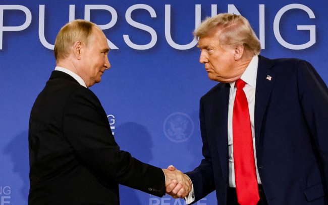 У Кремлі радіють повороту Трампа проти України і вважають це своєю перемогою – WP