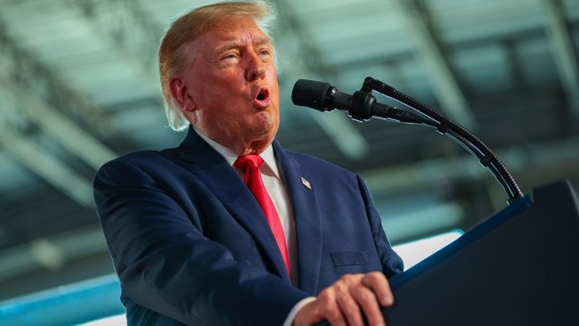 &laquo;Віддали $350 млрд і нічого не отримали&raquo;: Трамп вчергове розкритикував допомогу Україні