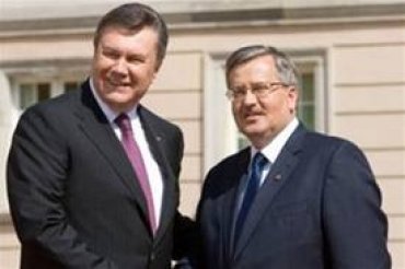 Президент Польши позвонил Януковичу и раскритиковал выборы в Раду