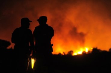 В центре Киева сожгли ресторан, есть погибшие