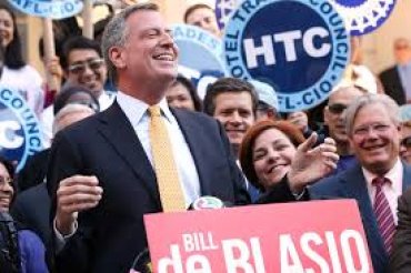 В Нью-Йорке впервые за 20 лет избрали мэром демократа