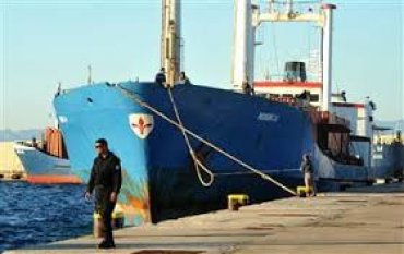 Греция задержала судно из Украины с грузом оружия