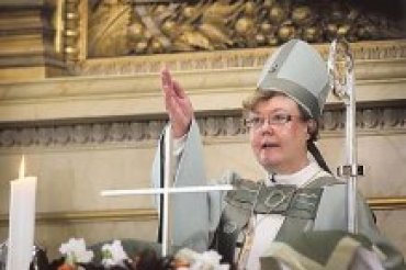 Англиканская церковь разрешила женщинам быть епископами