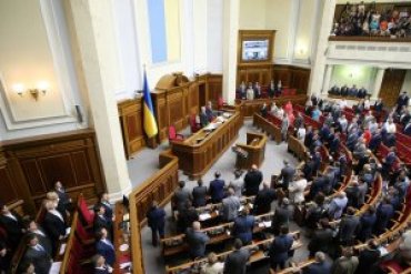 Блок Порошенко получил в Раде наибольшее количество депутатских мест