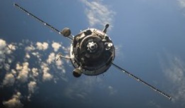 Российский спутник сошел с орбиты и потерялся
