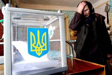 В 79 округе Бандурову не хватило «недействительных» бюллетеней. Комиссия пошла на второй круг
