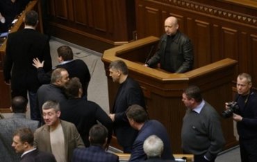 В Верховную Раду прошли представители 11 партий