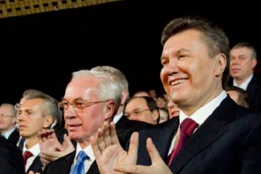 В Госдуме предложили выдать Азарова и Пшонку Украине