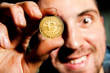 НБУ запретил использовать Bitcoin в Украине