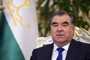 Таджикский президент официально получит статус «лидера нации»