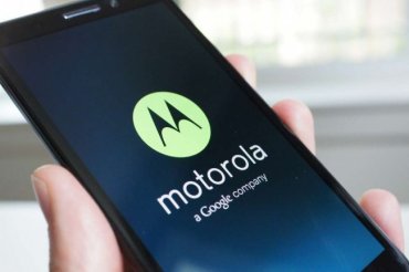 Motorola профинансировала выведение формулы «падающего смартфона»