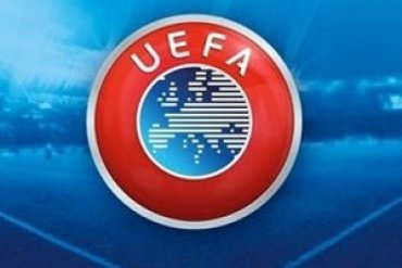 УЕФА наказала сборную Украины
