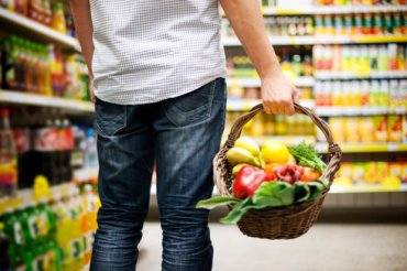 Мелкие магазины против супермаркетов: что выгодней для кошельков украинцев