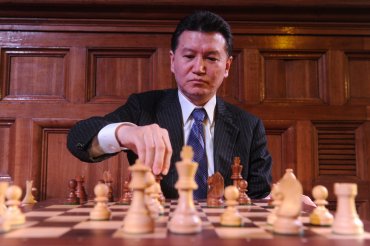 Илюмжинова не впустили в США на матч за шахматную корону