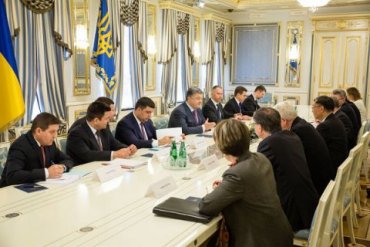 «Большая семерка» похвалила Киев за реформы
