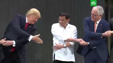 Трамп сбежал с саммита АСЕАН