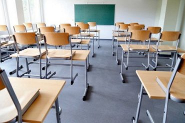 В Смеле из-за отсутствия отопления закрыли 11 школ