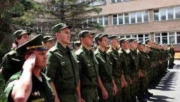 Полторы сотни призывников-крымчан оккупанты отправили служить в Россию