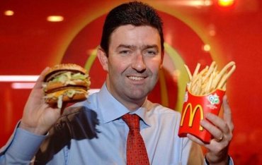 Президента McDonald’s уволили из-за романа с подчиненной