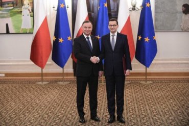 В Польше новое правительство с прежним премьером