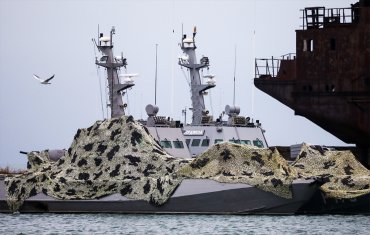 Россияне украили с украинских кораблей даже унитазы
