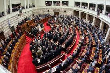 Депутаты парламента Греции проголосовали против отделения церкви от государства