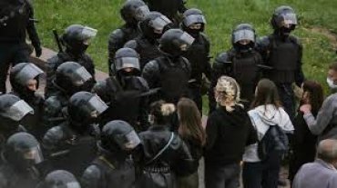 На акциях протеста в Беларуси задержали более тысячи человек