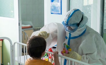 В Киеве детская COVID-реанимация заполнена на 100% – в основном малышами