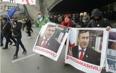 У Саакашвили началась кровавая рвота
