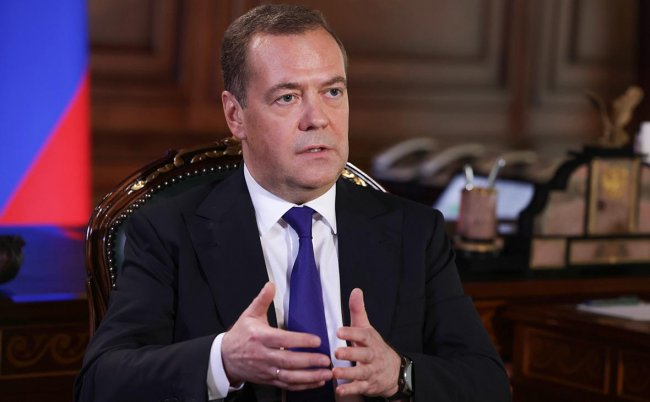 Медведев предрек приближение мировой войны после падения ракеты в Польше